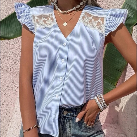 Delilah Wear Tops - Striped shirt sleeve top